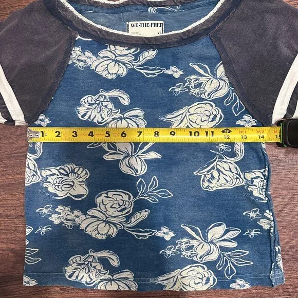 Free People Wish You Were Here Raglan Floral Tee in Blue Teal Women's XS - Picture 10 of 11